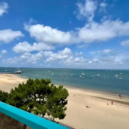 Elegant Duplex En Bord De A *